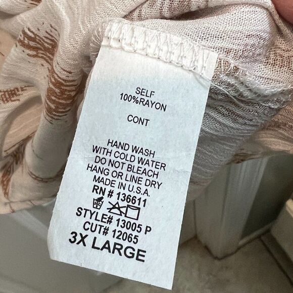 NWT P.S. Love White w/Brown Design Top  0052 - Picture 4 of 8